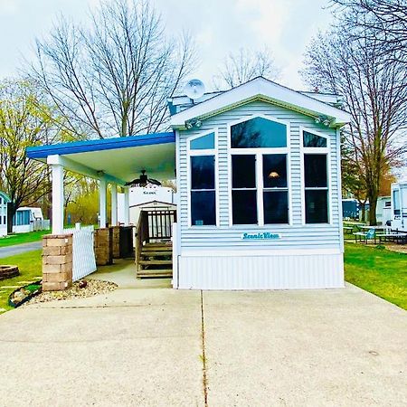 Pleasure Point Rv Resort Edmore Esterno foto