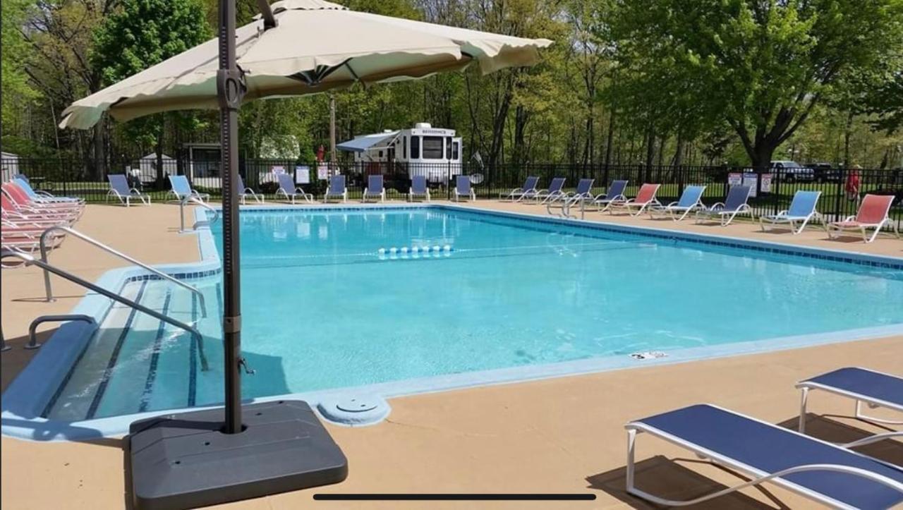Pleasure Point Rv Resort Edmore Esterno foto